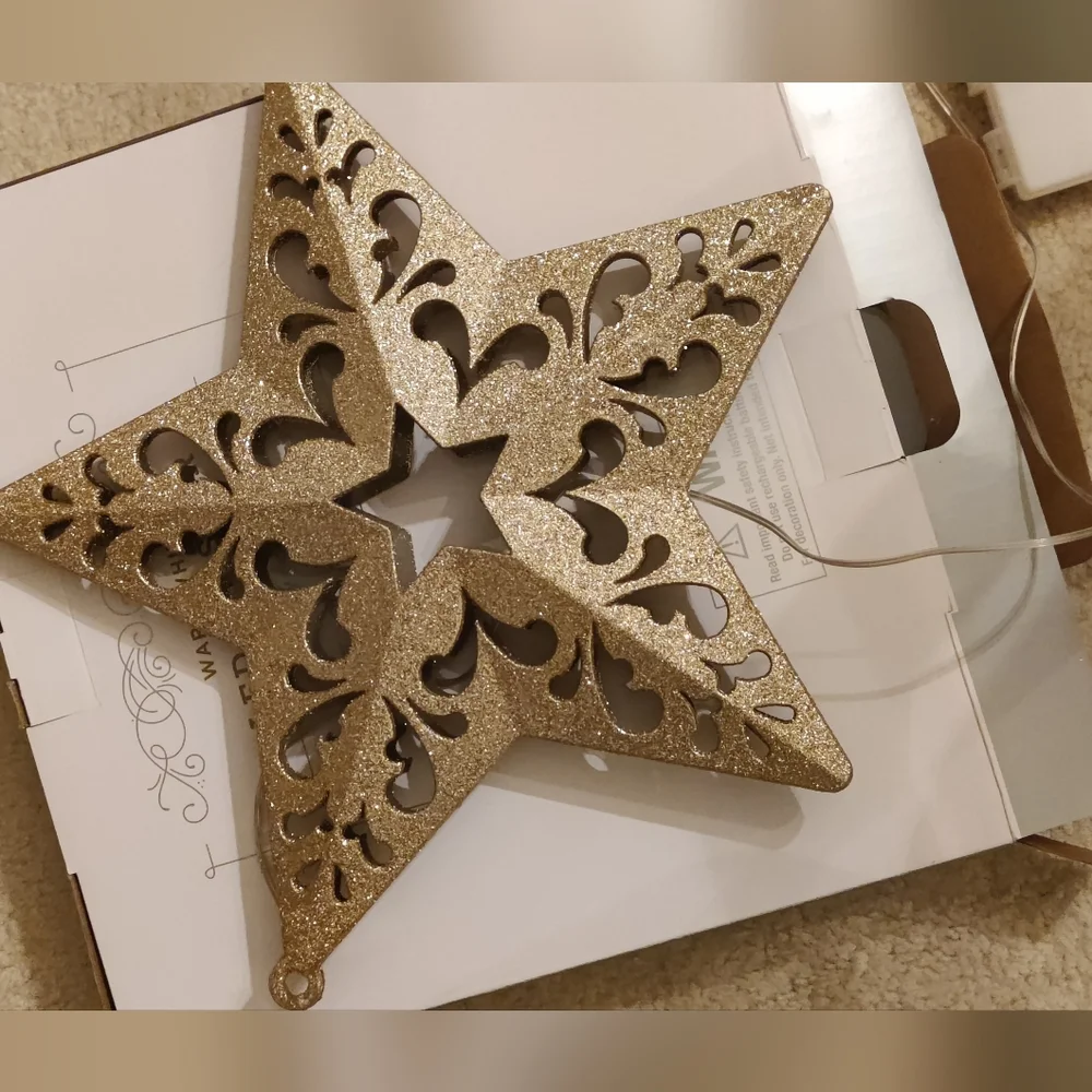 Target Wondershop Warm White Gold Glitter LED Lit Star ⭐✨